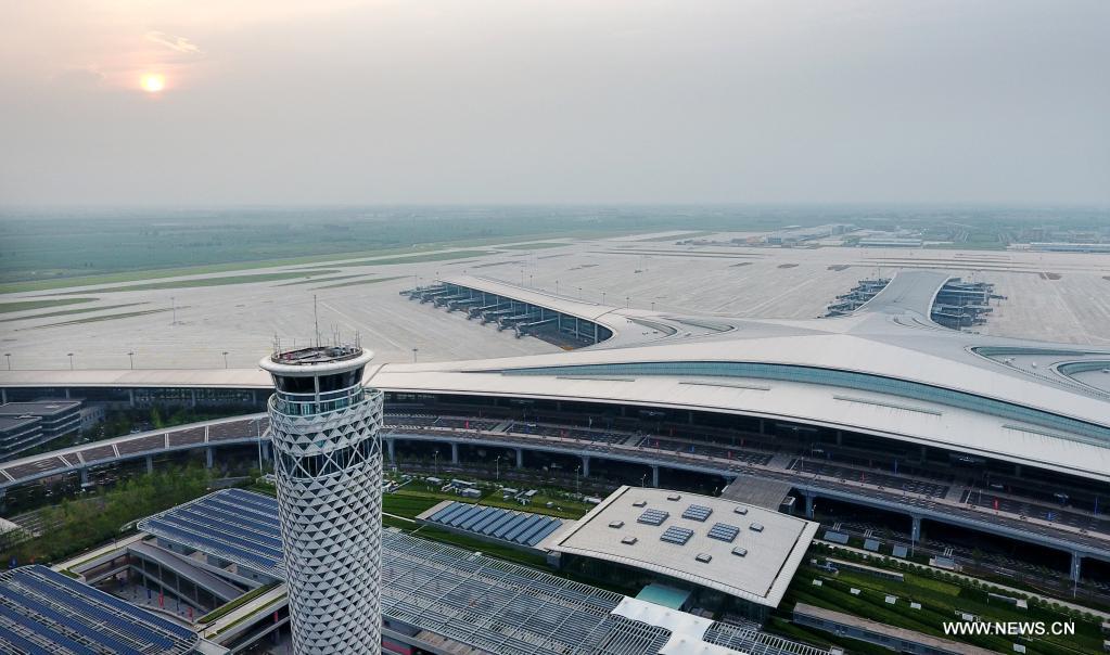 مطار تشينغداو جياودونغ الدولي الجديد شرقي الصين