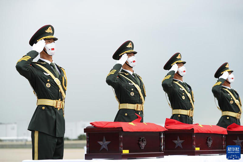 كوريا الجنوبية تعيد رفات 109 جنود صينيين قتلوا في الحرب الكورية