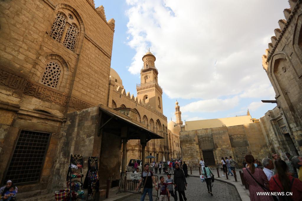 القاهرة التاريخية واحدة من أقدم المدن الإسلامية في العالم