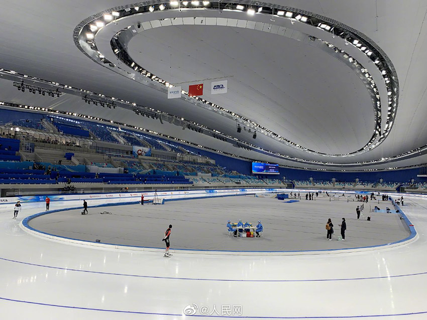 بطولة تزلج تحضيرية للألعاب الأولمبية الشتوية ببكين
