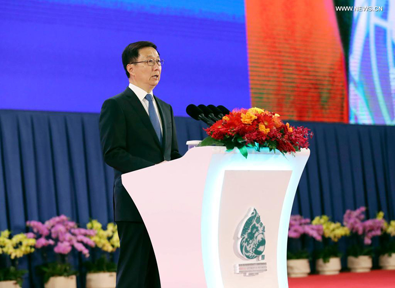 نائب رئيس مجلس الدولة الصيني يشدد على ضرورة تعزيز إطار عمل لحماية التنوع البيولوجي