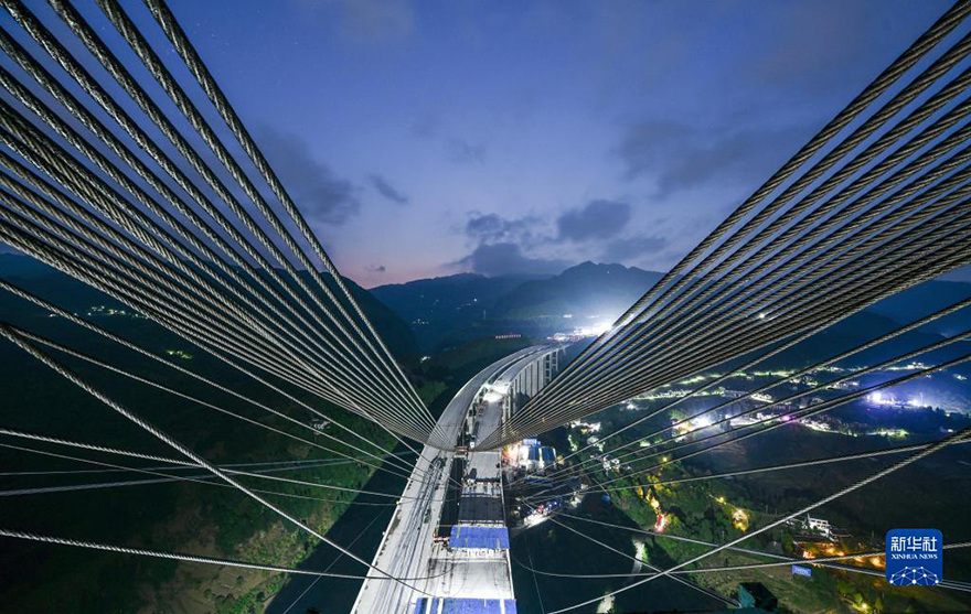 قويتشو .. متحف طبيعي للجسور في الصين   