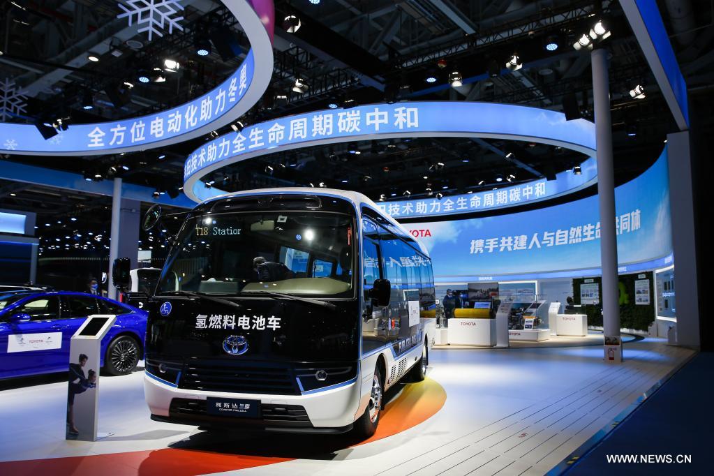 سيارات تعمل بالطاقة الجديدة في معرض الصين الدولي الرابع للاستيراد