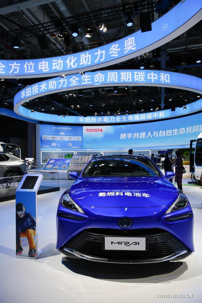 سيارات تعمل بالطاقة الجديدة في معرض الصين الدولي الرابع للاستيراد