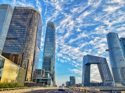 مراكز الاستهلاك الدولية في المدن الصينية: فرصة لتعزيز التنمية عالية الجودة بالنسبة للاقتصاد الصيني