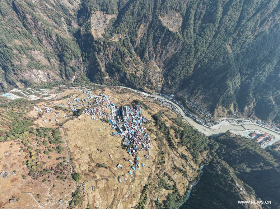 تغيرات حياة أهالي شيربا في أعماق جبال هيمالايا بجنوب غربي الصين