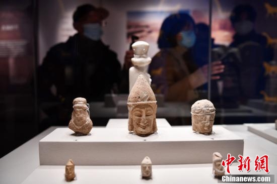 افتتاح معرض للآثار الثقافية السورية القديمة في الصين
