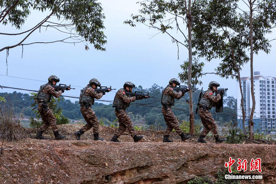 بايسه، قوانغشي : فيلق الشرطة المسلحة ينظم تدريبات ميدانية في مجال 