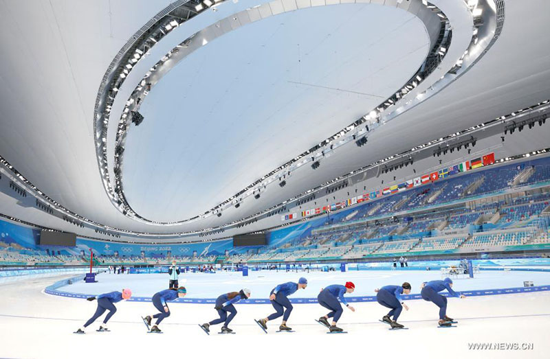 الصور: التدريب قبل بدء أولمبياد بكين الشتوي