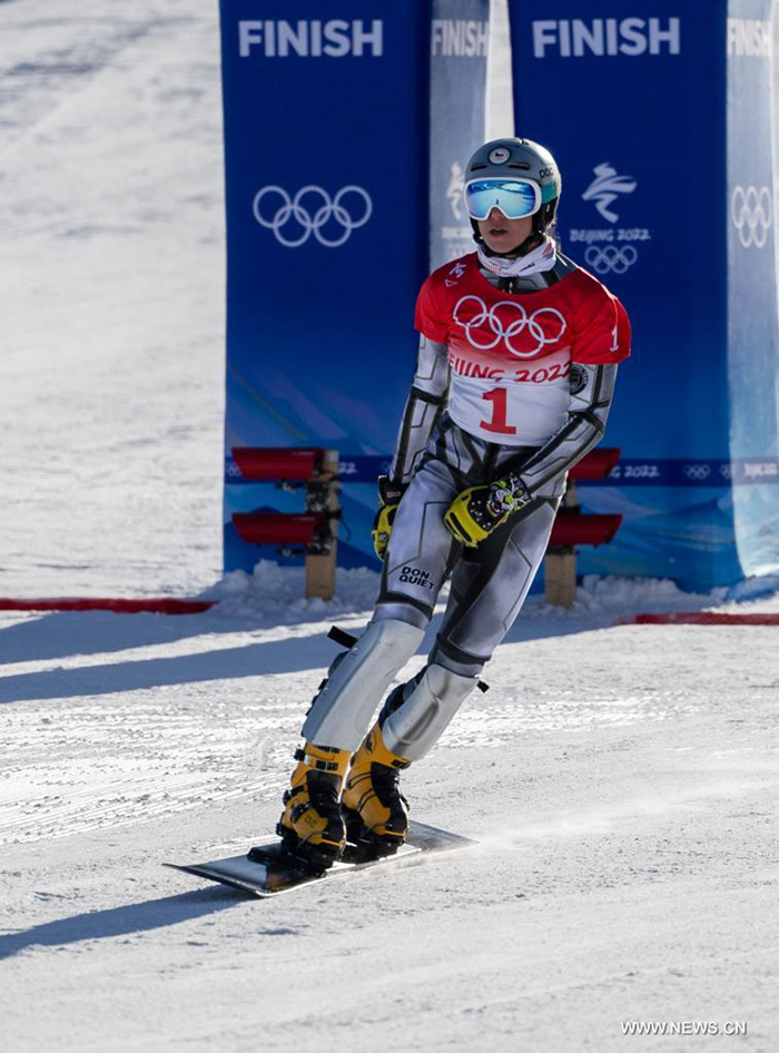 التشيكية إيستر ليديكا تحصد ذهبية منافسات التزلج المتعرج العملاق الموازي سيدات في أولمبياد بكين 2022