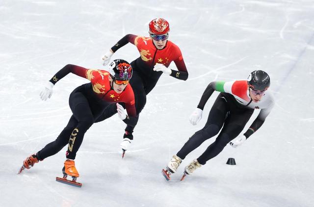 قماش أزياء الرياضيين يمكن أن يحسم المنافسة في الأولمبياد الشتوية
