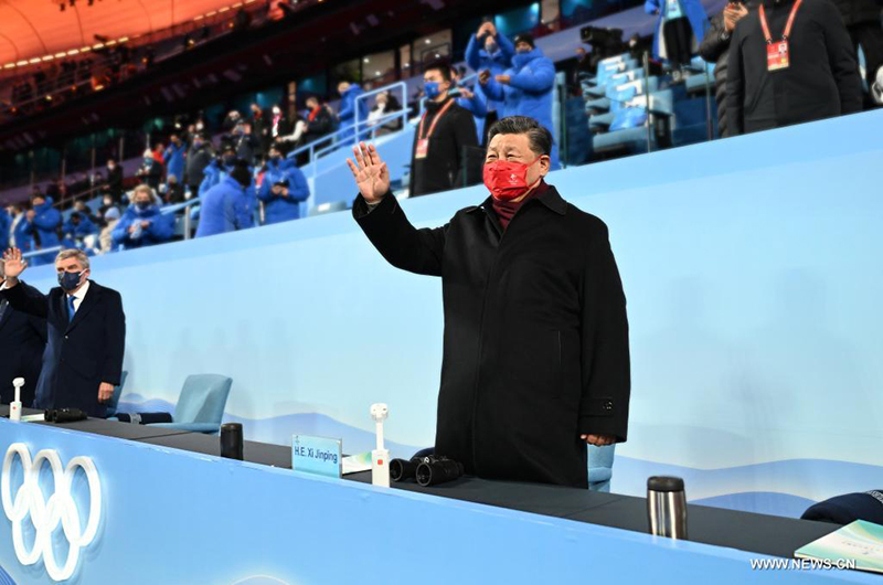 الرئيس شي يحضر المراسم الختامية لأولمبياد بكين الشتوية
