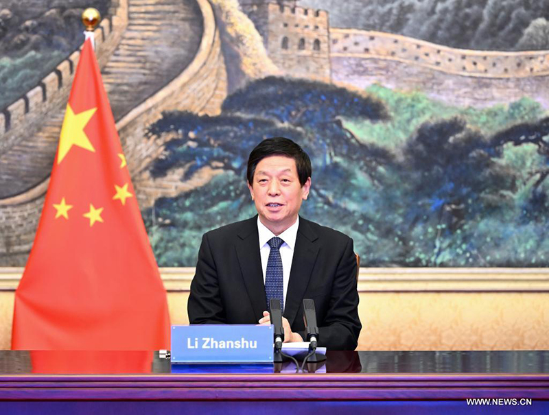 كبير المشرعين الصينيين يعقد محادثات مع رئيس البرلمان الجزائري