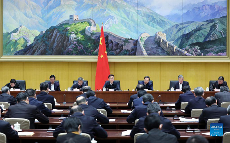 نائب رئيس مجلس الدولة الصيني يشدد على التنمية عالية الجودة لمبادرة الحزام والطريق