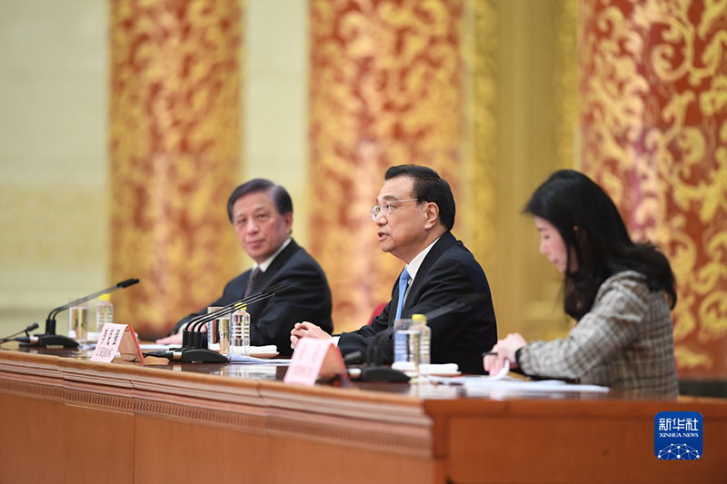 رئيس مجلس الدولة الصيني: هدف نمو 5.5% للناتج المحلي الإجمالي يعادل حجم اقتصاد متوسط