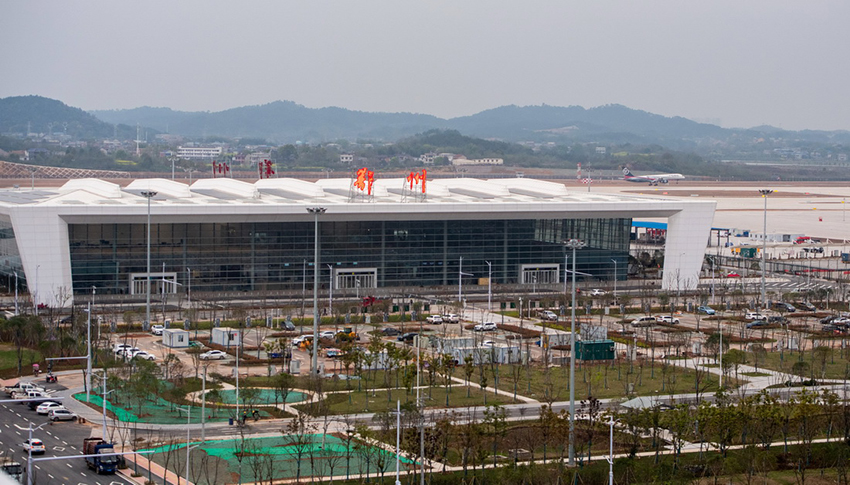 أول مطار شحن محترف في الصين يكمل رحلة تجريبية كاملة