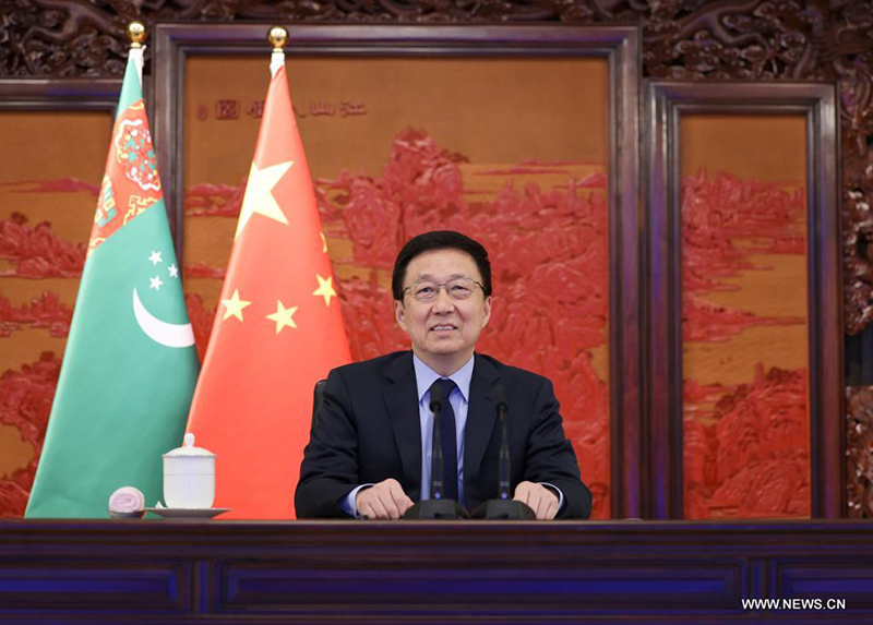 نائب رئيس مجلس الدولة الصيني يدعو إلى تعزيز التعاون مع تركمانستان