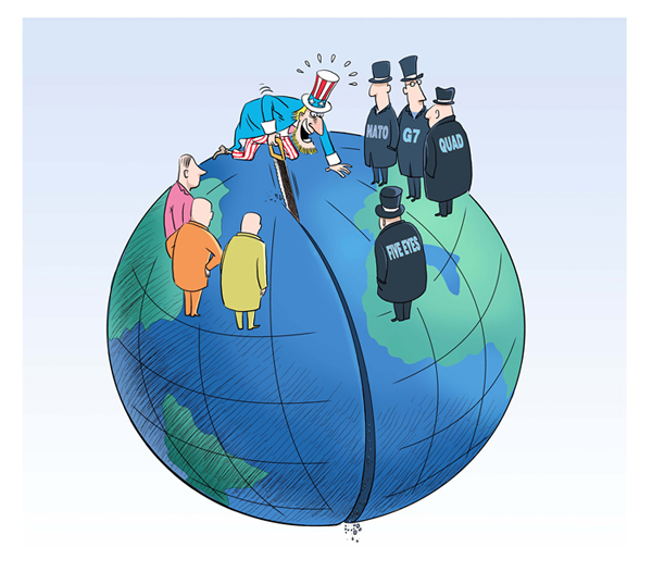 كاريكاتور: من المتآمر والمفتعل للحرب الباردة في القرن ال 21؟