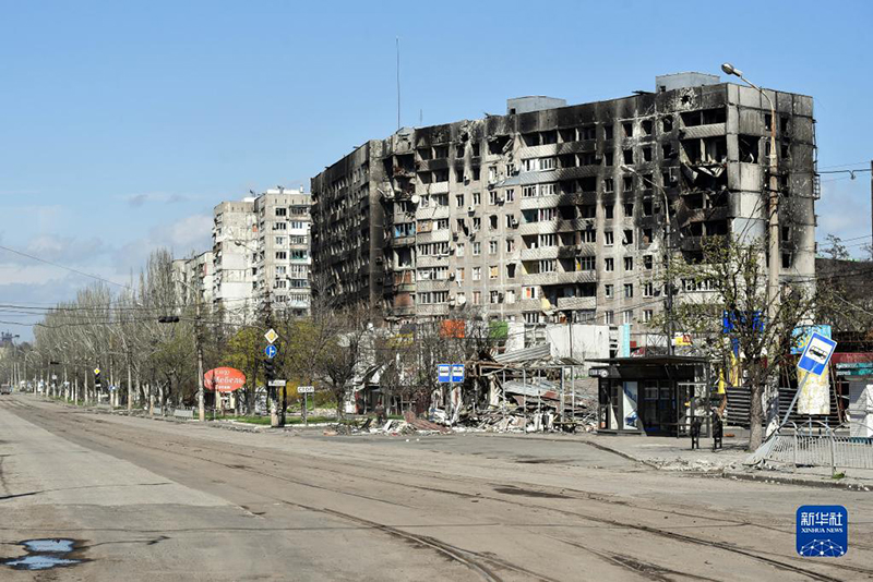 الإعلام الروسي: بوتين يأمر بحصار مصنع أزوفستال في ماريوبول