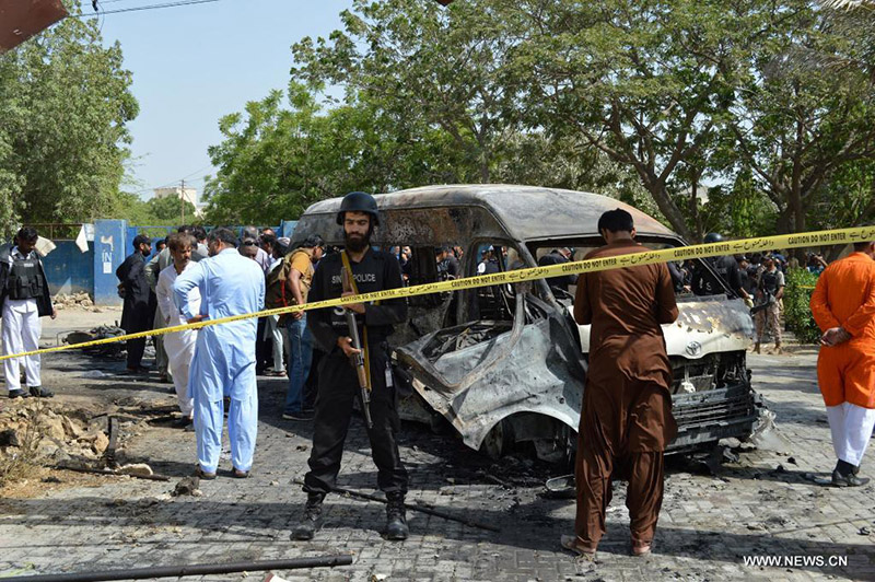 مصرع 4 أشخاص ووقوع العديد من الإصابات جراء انفجار داخل جامعة في كراتشي الباكستانية