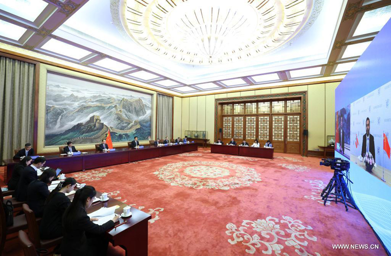 كبير المشرعين الصينيين يعقد محادثات افتراضية مع رئيس البرلمان النرويجي