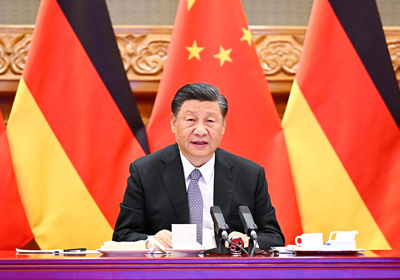 شي يدعو الصين وألمانيا إلى الاستفادة بشكل أفضل من الدور البناء والتوجيهي للعلاقات الثنائية