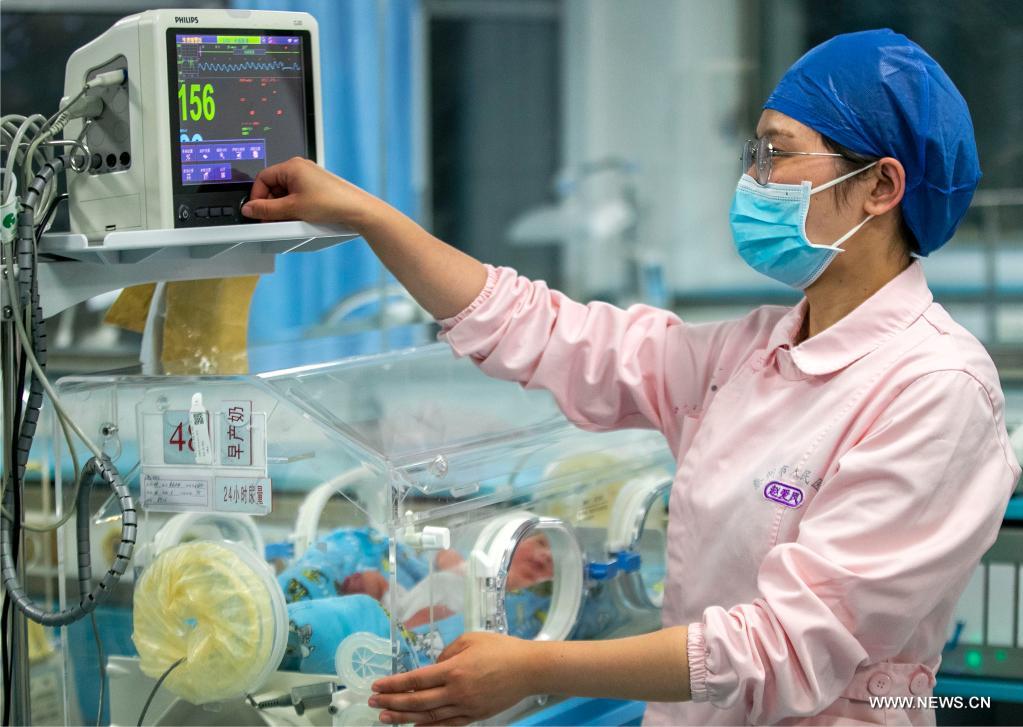 عدد الممرضين المسجلين في الصين يصل إلى 5.02 مليون حتى نهاية عام 2021