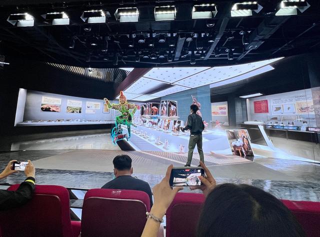 افتتاح متحف شينجيانغ الموسع للجمهور