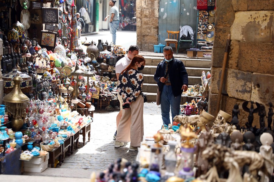  تحليل إخباري: مصر تراهن على القطاع الخاص لتجاوز الأزمة الاقتصادية بخطة متعددة المحاور