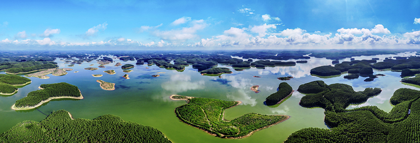 بحيرة شينغداو في قوانغشي .. ثالث أكبر بحيرة تحتضن الجزر في الصين