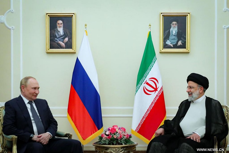 رئيسي وبوتين يتعهدان بتوسيع التعاون الإيراني-الروسي وضمان الأمن الإقليمي
