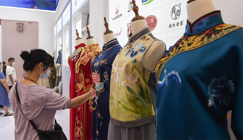 اختتام معرض الصين الدولي الثاني للمنتجات الاستهلاكية في هاينان