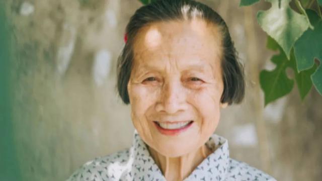 حفيدة من جيانغسو: أريد تصوير صور تذكارية لجدتي حتى تبلغ مائة عام