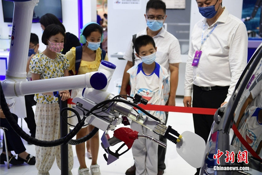 افتتاح المؤتمر العالمي للروبوتات 2022 في بكين