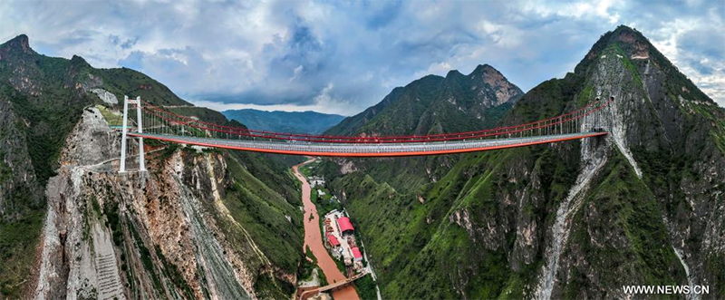  افتتاح طريق يوشي - تشوشيونغ السريع بجنوب غربي الصين