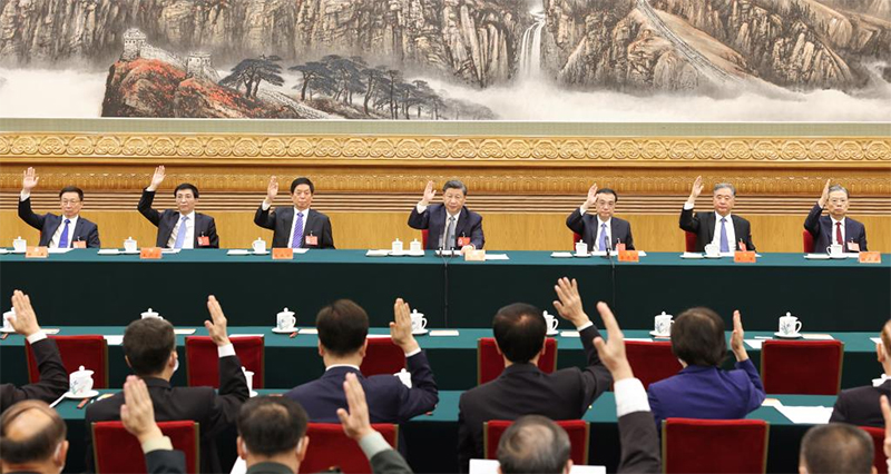 هيئة رئاسة المؤتمر الوطني الـ20 للحزب الشيوعي الصيني تعقد اجتماعها الأول
