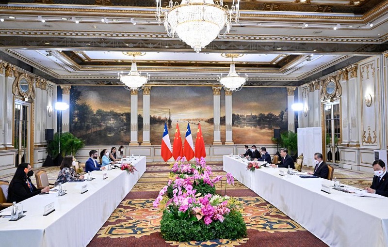 شي: الصين مستعدة للتعاون مع تشيلي لتعزيز تنمية الشراكة الاستراتيجية الشاملة