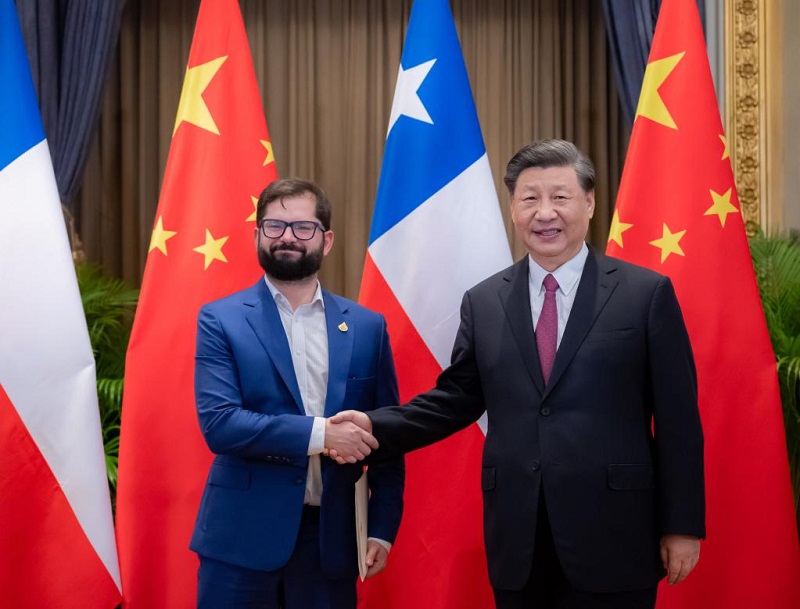شي: الصين مستعدة للتعاون مع تشيلي لتعزيز تنمية الشراكة الاستراتيجية الشاملة
