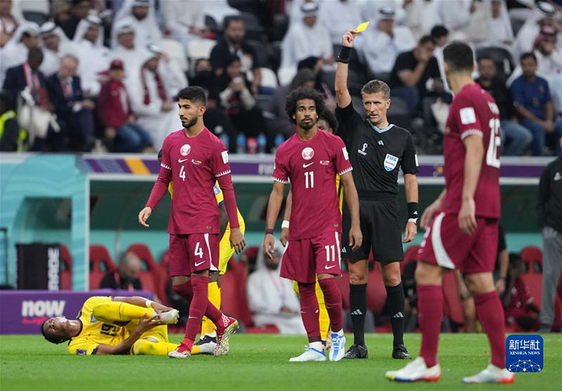 منتخب قطر يخسر مباراته الافتتاحية أمام الإكوادور في مونديال 2022
