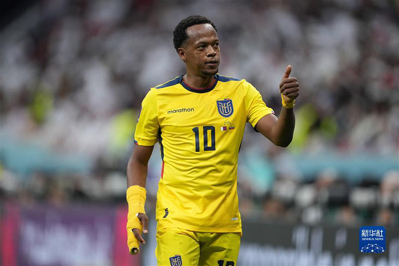منتخب قطر يخسر مباراته الافتتاحية أمام الإكوادور في مونديال 2022
