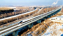 في الذكرى السنوية العاشرة .. أول سكك حديدية عالية السرعة المقاومة للبرد الشديد في العالم تنقل ما مجموعه 670 مليون مسافر 