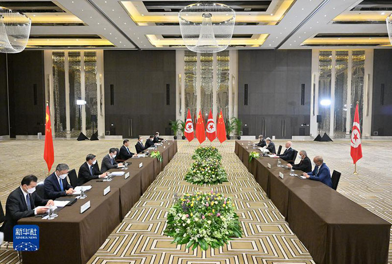 الرئيس شي: الصين تدعم مسار التنمية في تونس وترفض التدخل الخارجي