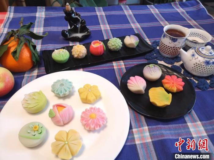 صناعة حلويات تانغ مع حلول مهرجان عيد الربيع