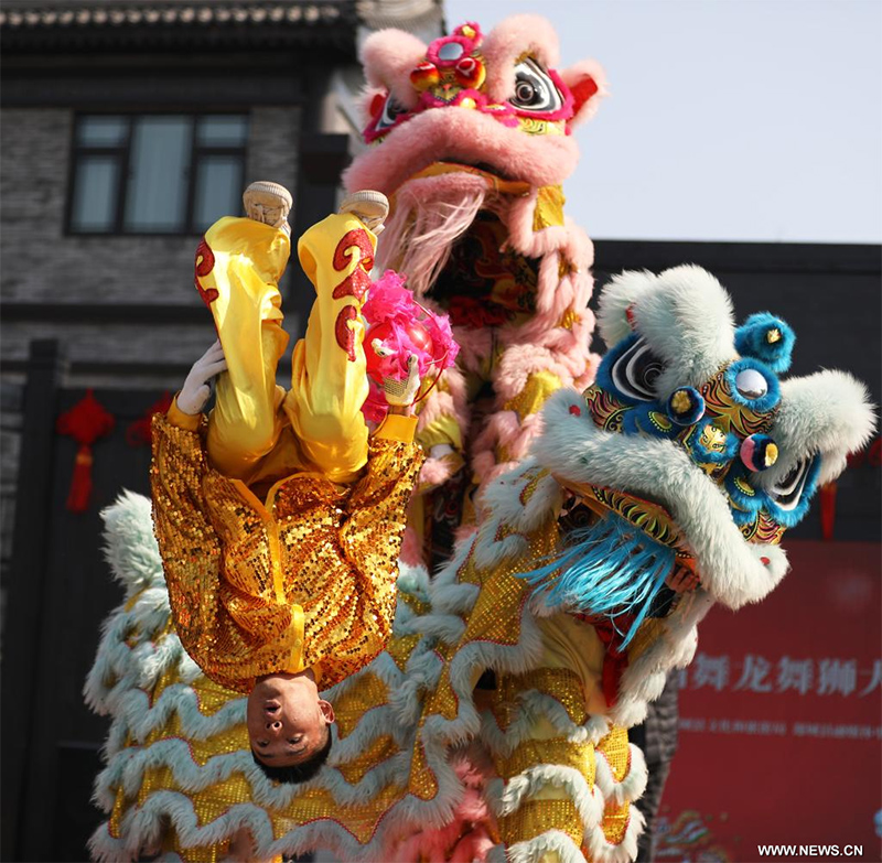 الصور: احتفالات بعيد الفوانيس في الصين