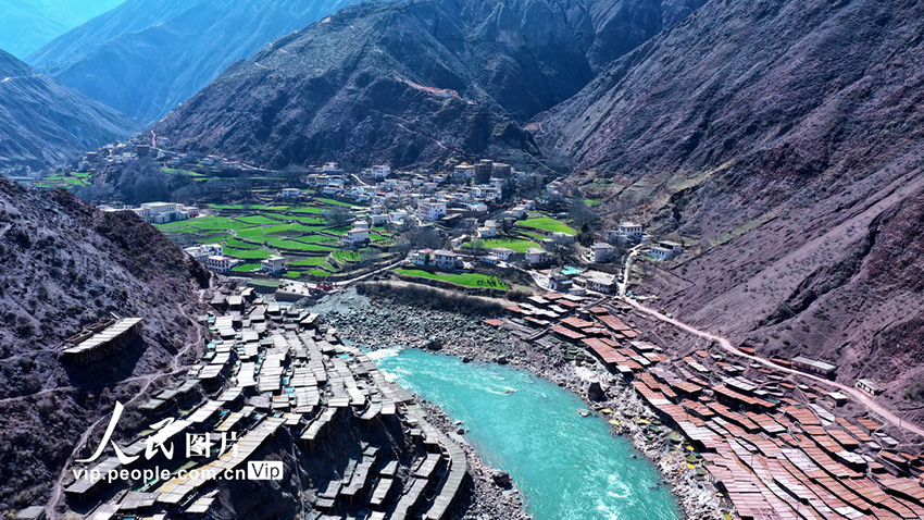 في التبت: حقل ملح لايزال يعمل منذ 1200 عام