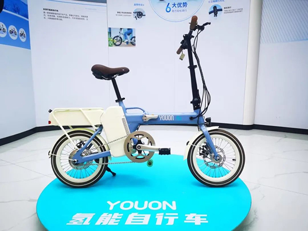 شركة صينية تطلق دراجة تعمل بوقود الهيدروجين قابلة للطي