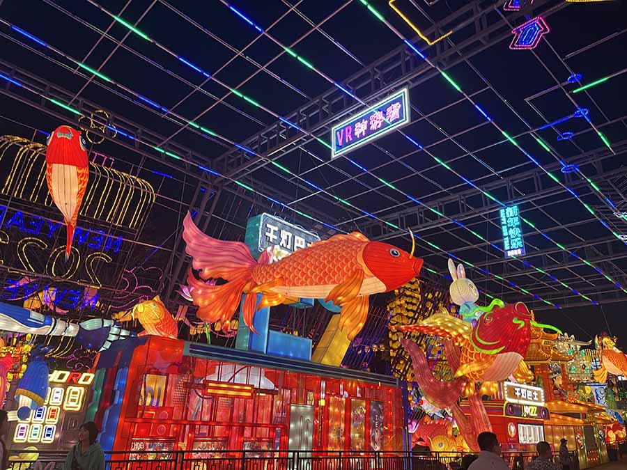مهرجان تسيقونغ للفوانيس .. أحدث تكنولوجيا العصر تعانق عبق التاريخ وعمق الحضارة