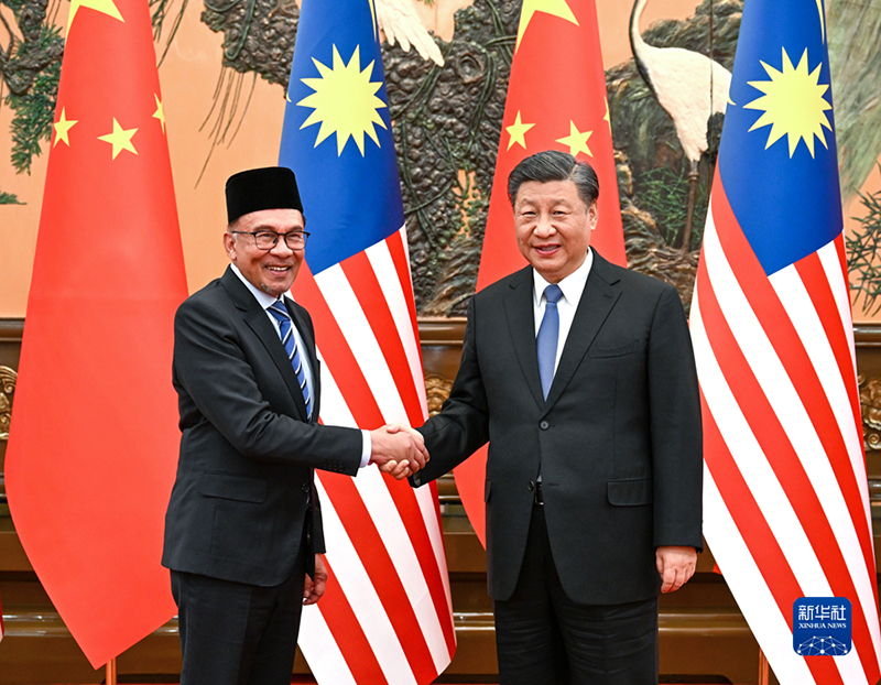 شي يلتقي رئيس الوزراء الماليزي