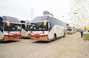 جيانغشي تصدر أكثر من 300 حافلة فاخرة إلى الشرق الأوسط