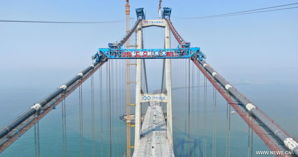 جسر لينغدينغيانغ بمقاطعة قوانغدونغ جنوبي الصين